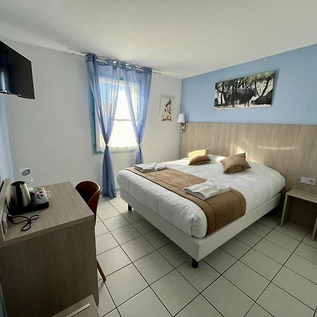 Hotel Les Arcades Saintes-Maries-de-la-Mer Buitenkant foto