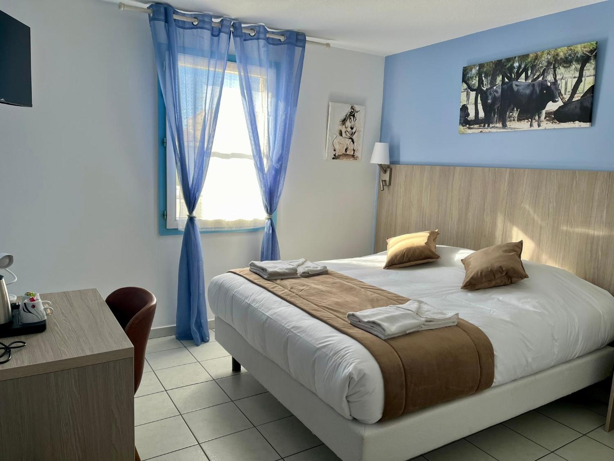 Hotel Les Arcades Saintes-Maries-de-la-Mer Buitenkant foto