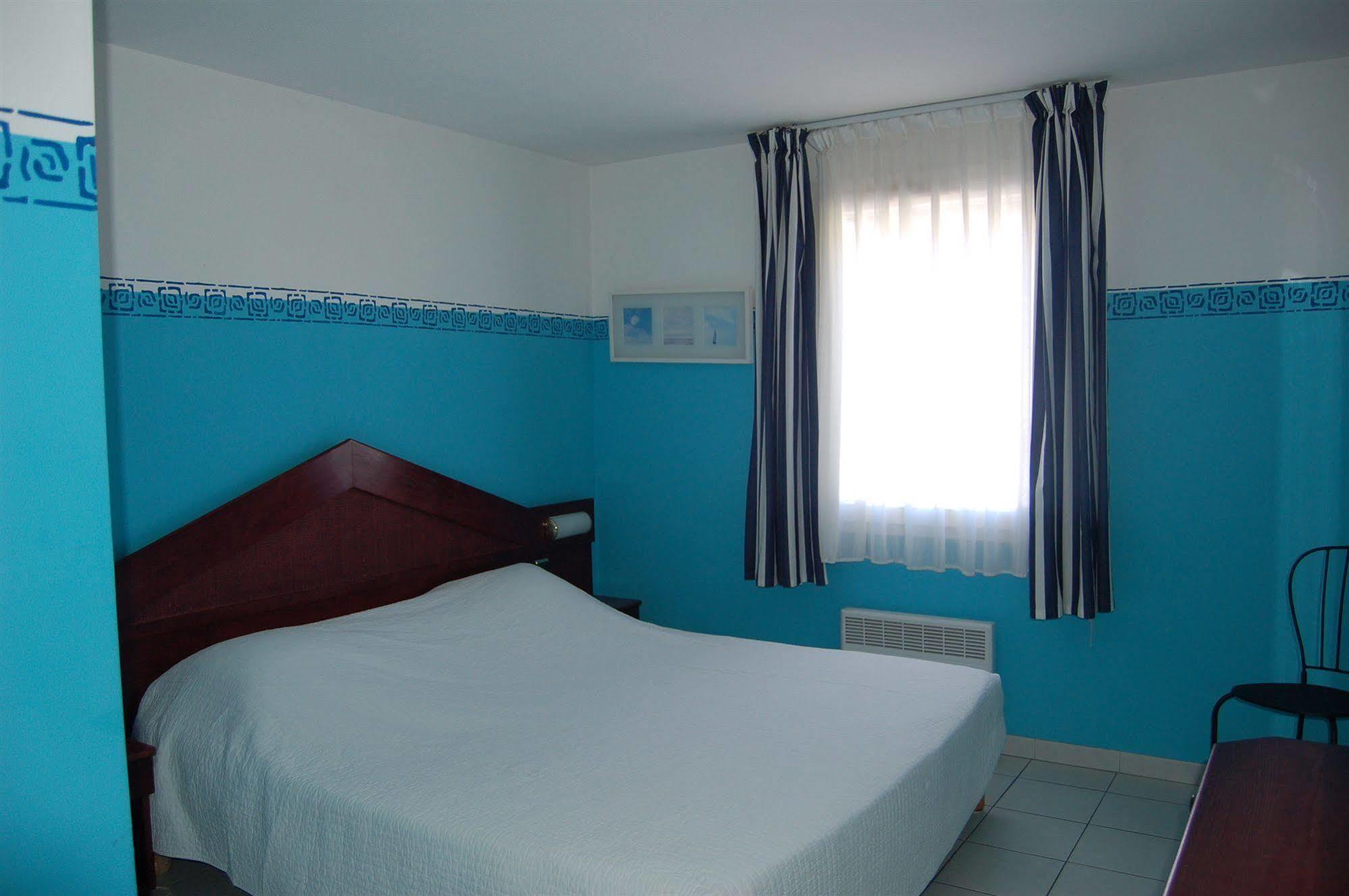 Hotel Les Arcades Saintes-Maries-de-la-Mer Buitenkant foto